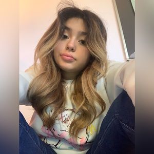 Meet your Posher, Adrianna